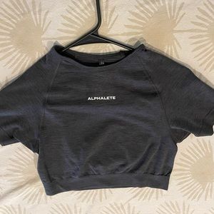Alphalete crop top